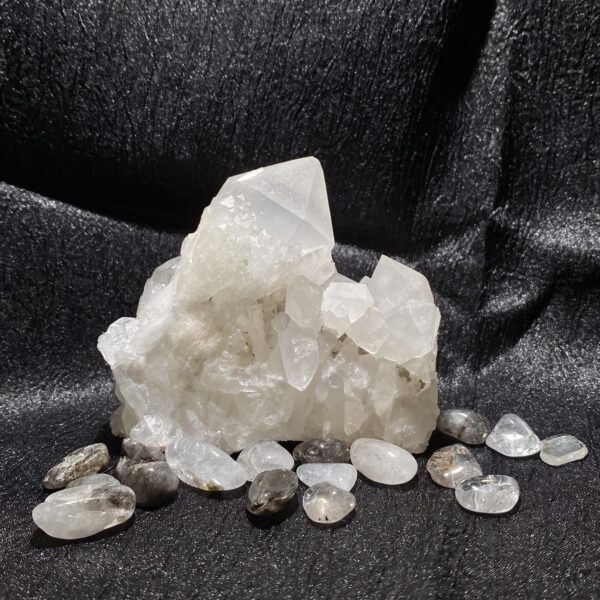 白水晶簇 Clear Quartz Cluster