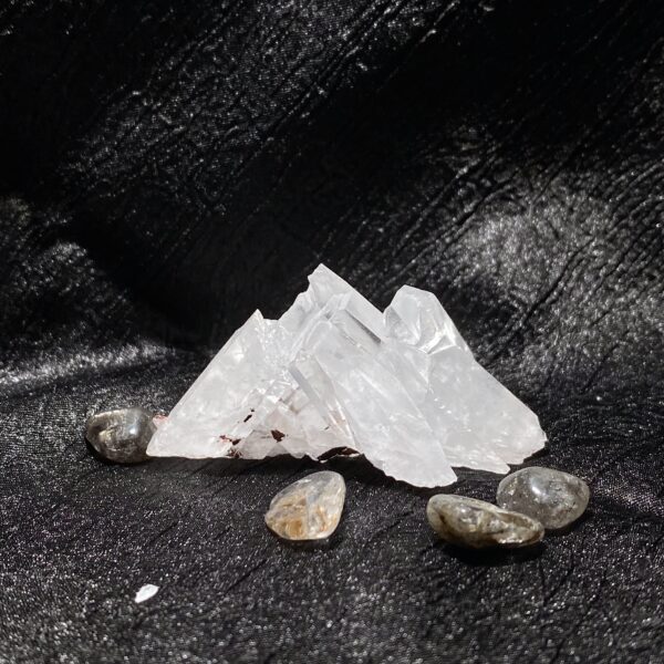 白水晶簇 Clear Quartz Cluster