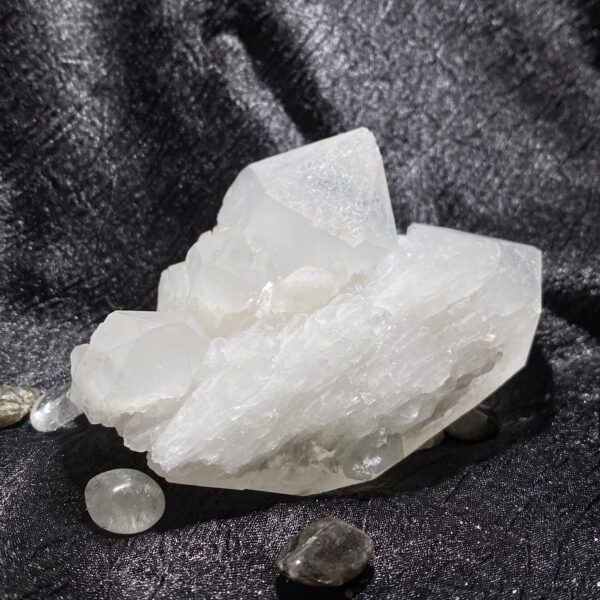 白水晶簇 Clear Quartz Cluster