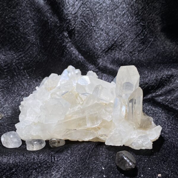 白水晶簇 Clear Quartz Cluster